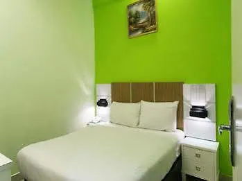 Oyo Rooms Sunway Pyramid Mall Petaling Jaya Hotel Subang Jaya